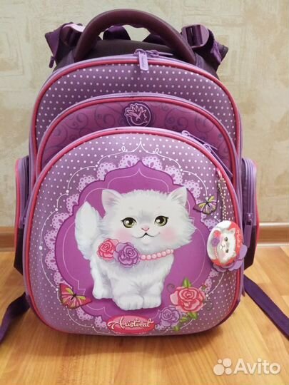 Ранец для девочки новый