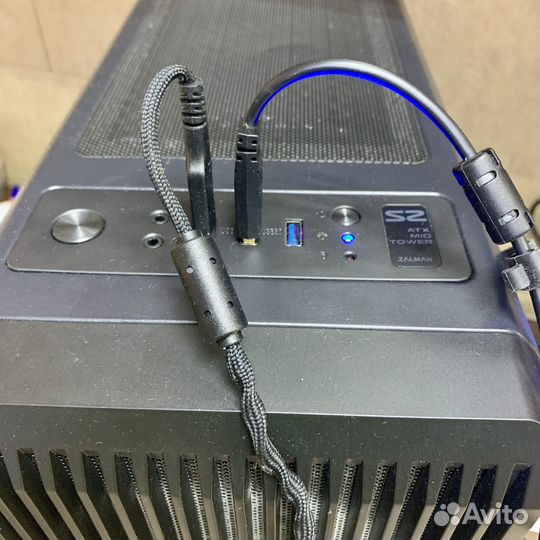 Zalman S2 TG12th Gen intel(R) Core(TM) i5-12600K 3.70GHz