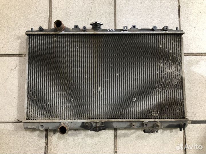 Радиатор охлаждения двигателя Mitsubishi Mirage V