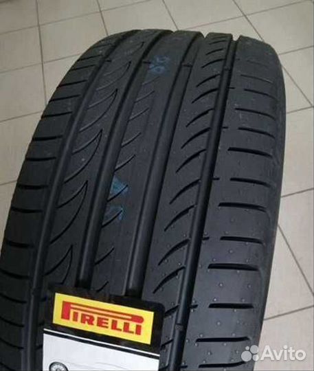 Pirelli Powergy 215/60 R17 96V