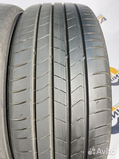 Kumho Ecsta HS51 215/55 R18 96T