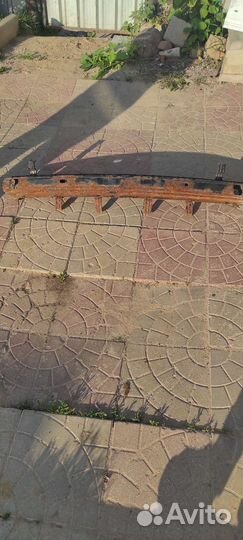 Усилитель заднего бампера оригинал