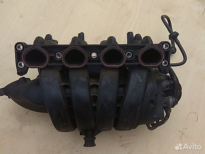 Коллектор впускной Opel Zafira B Astra H