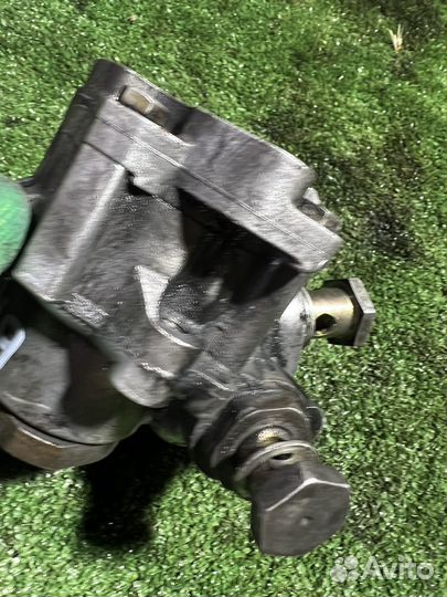 Насос гура Volkswagen Golf 4 1.9