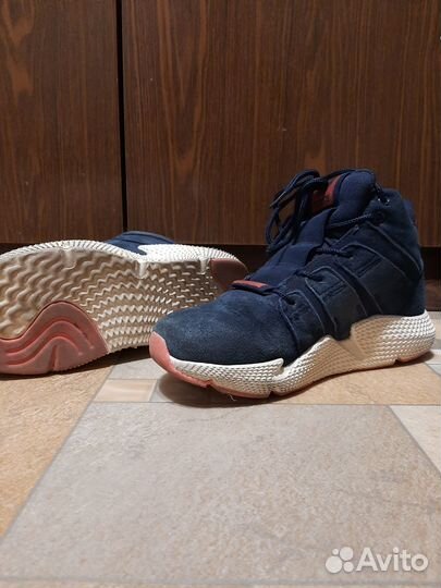 Кроссовки для девочки