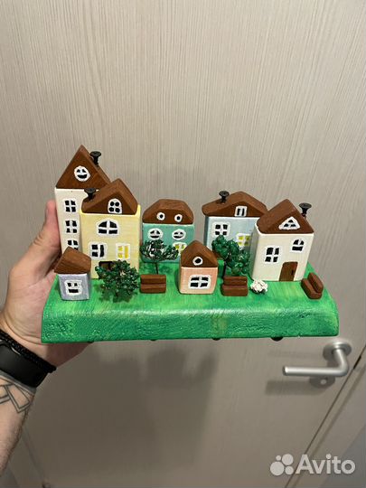 Ключница с домиками ручной работы