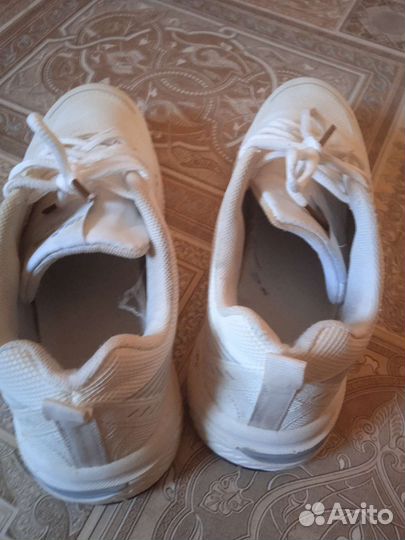 Кроссовки мужские