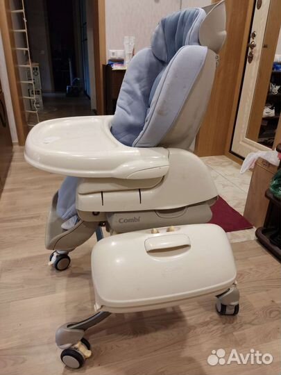 Люлька стульчик combi для кормления