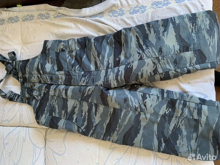 Бушлат и ватные штаны полиция