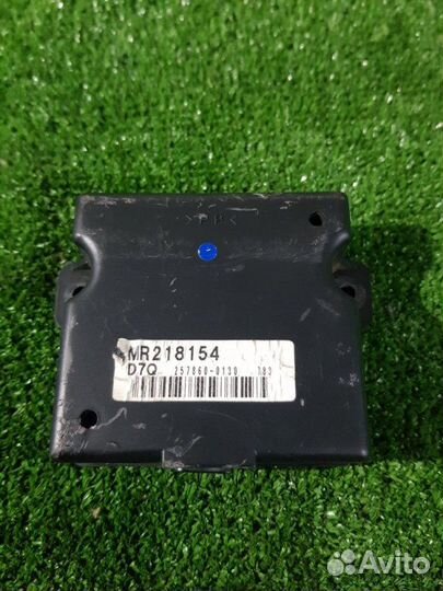 Блок управления Mitsubishi Pajero V75W 6G74 2003