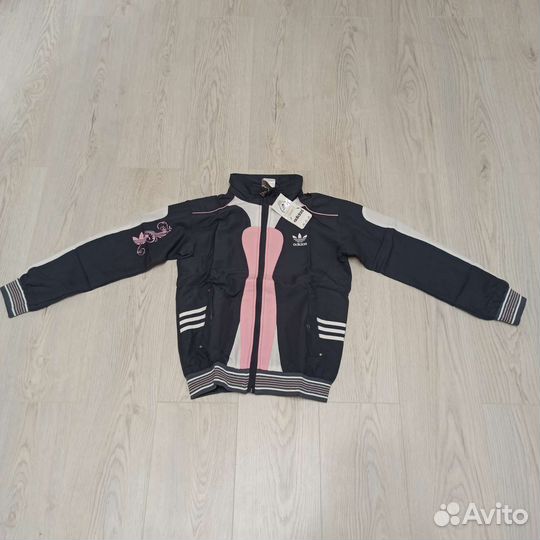 Спортивный костюм adidas женский новый (размер М)