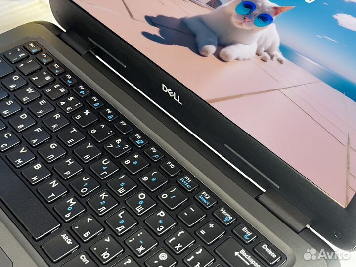 Лот Ноутбук Dell Latitude 3310 13.3