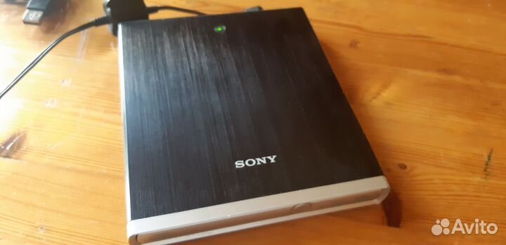 Внешний привод DVD/CD Sony DRX- S70U-W
