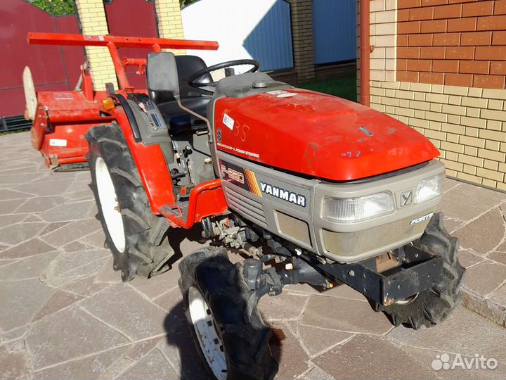Мини-трактор YANMAR F220, 2011