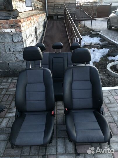 Салон Mercedes W 204