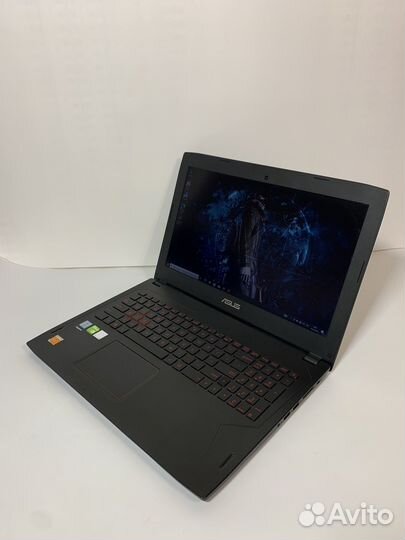 Игровой ноутубк asus 15.6 / GTX 1060