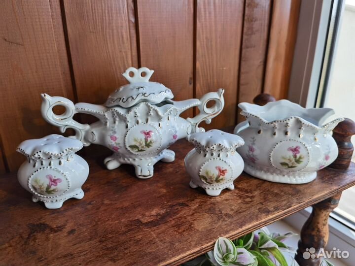 Антикварный столовый набор. Редкость