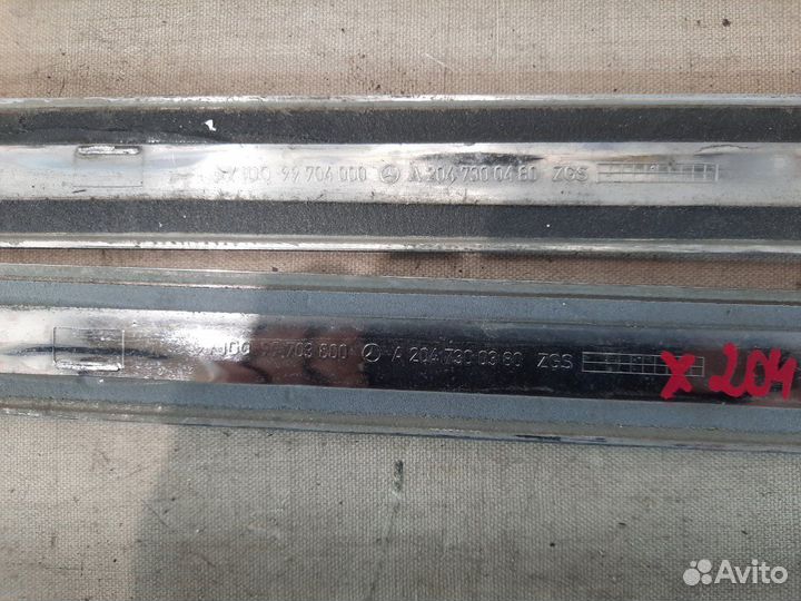 Молдинг двери задний левый Mercedes Glk300 X204