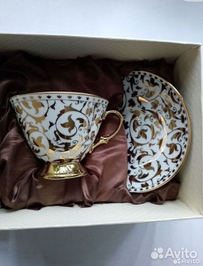 Термос и кружки