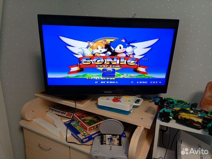 Игровая приставка sega