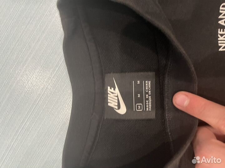 Свитшот nike swoosh