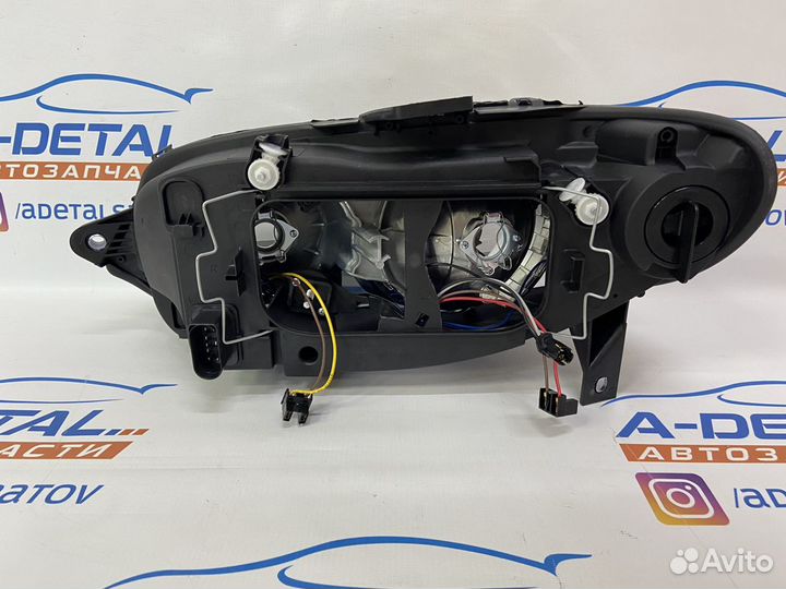 Фара правая Fiat Albea (Черная электрокорректор)