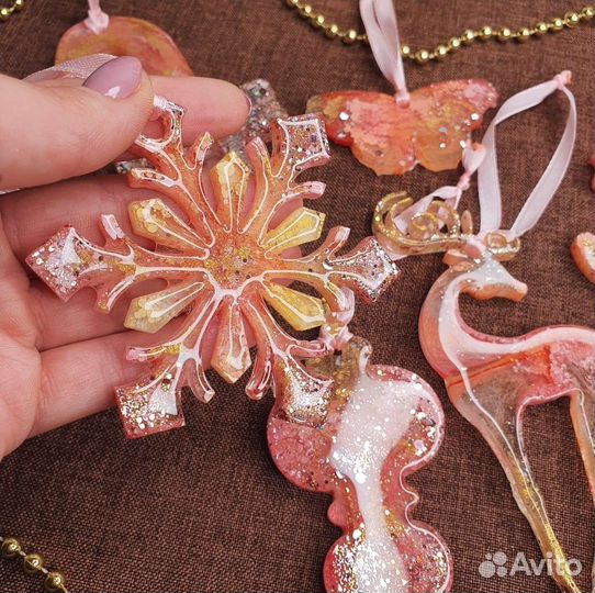 Елочные игрушки