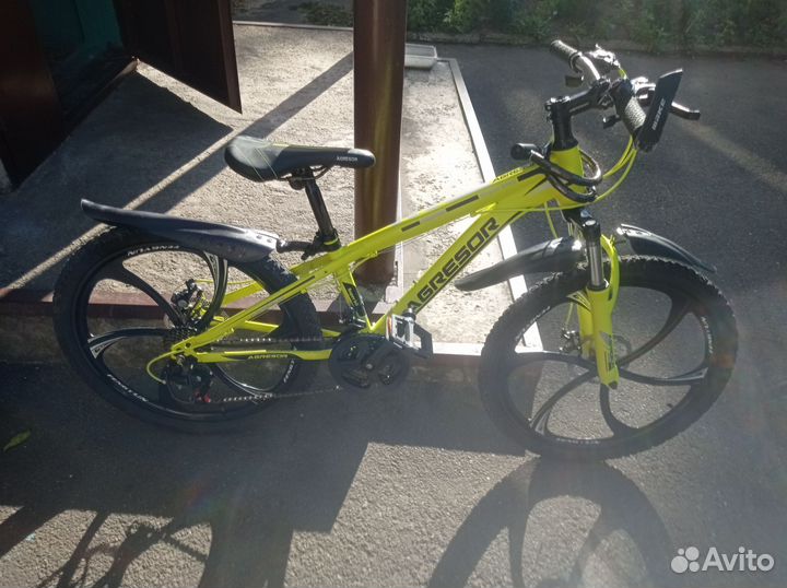 Велосипед подростковый