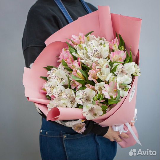 Букеты альстромерий