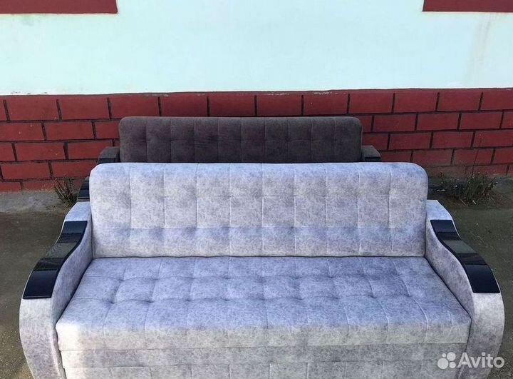 Прямой диван на заказ