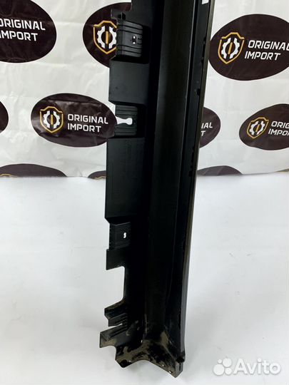 Обшивка порога левого Mercedes