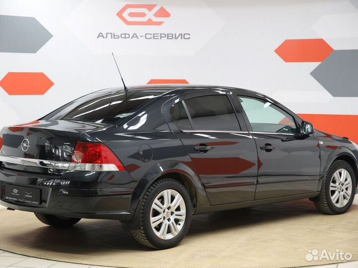 Opel Astra 1.6 МТ, 2011, 139 131 км