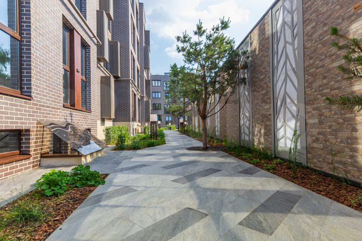 2-к. квартира, 158,3 м², 4/4 эт.