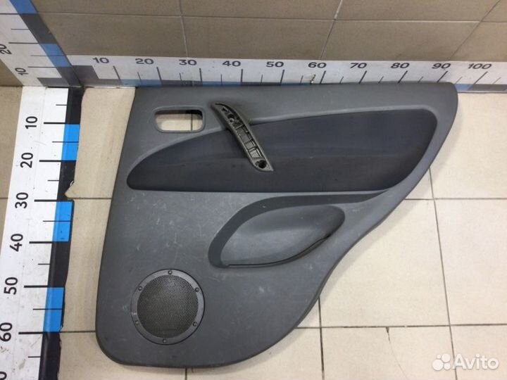 Обшивка двери задняя правая Chery Tiggo T11 4G64