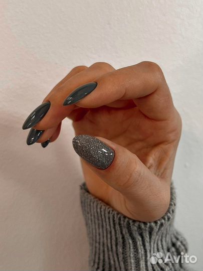 Маникюр, педикюр, покрытие гель-лак