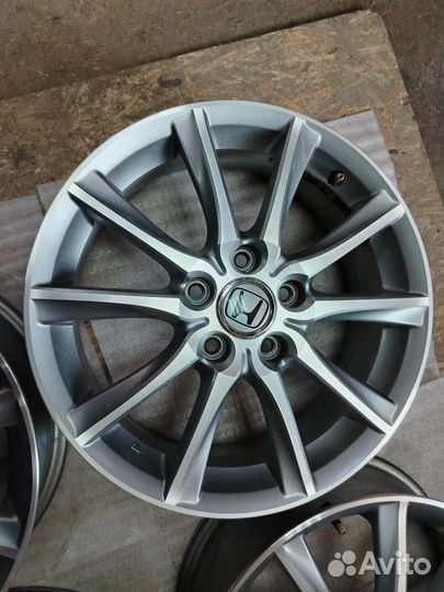 4 диска R17 Honda. Оригинал
