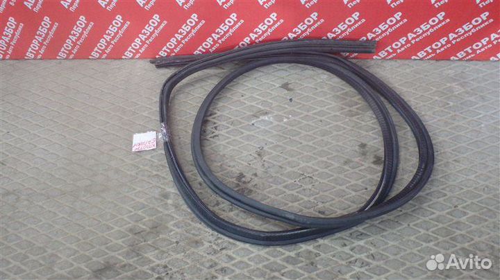 Уплотнитель багажника LADA Granta FL 21127 2019