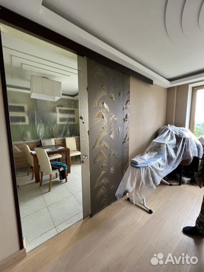 Дверь стеклянная бу