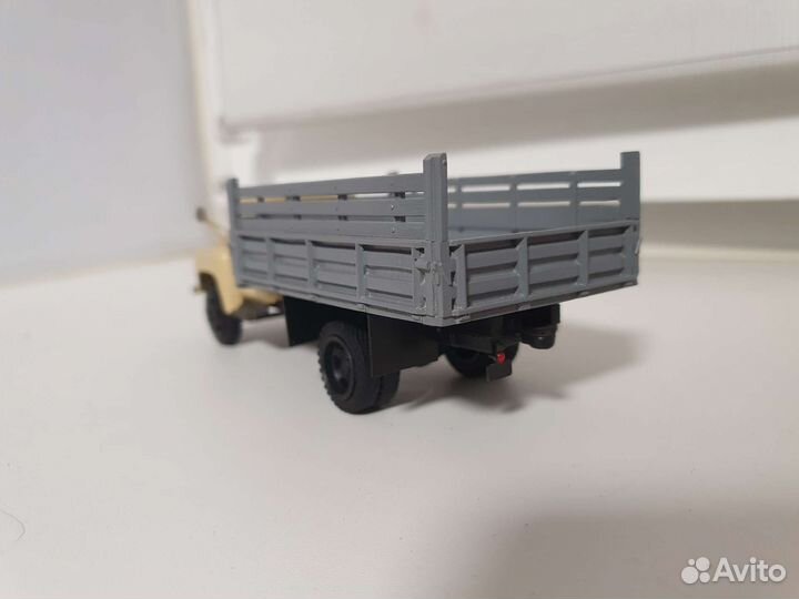 Модели грузовиков 1:43. Газ сельхозник