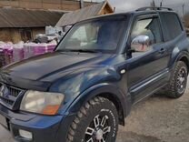 Mitsubishi Pajero 3.2 MT, 2000, 301 103 км, с пробегом, цена 654 321 руб.