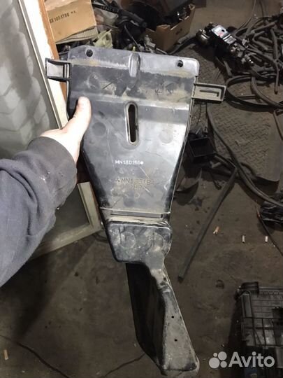 Воздуховод митсубиси ланцер 9