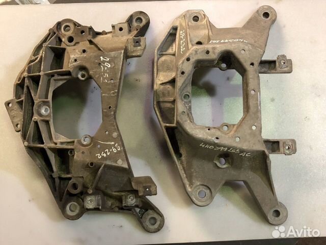 Кронштейн кпп опора кпп Траверса Ауди А8 Д4 Q5