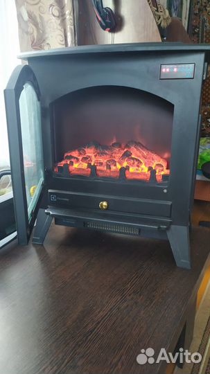 Камин электрический Electrolux EFP/F-200 RC