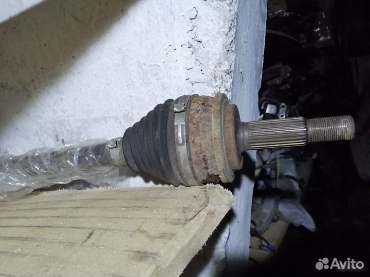 Левый привод тойота королла 150 автомат робот МКПП