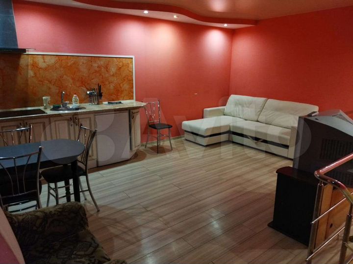 2-к. квартира, 45 м², 1/2 эт.