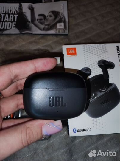 Наушники JBL Wave 200 Black б/у