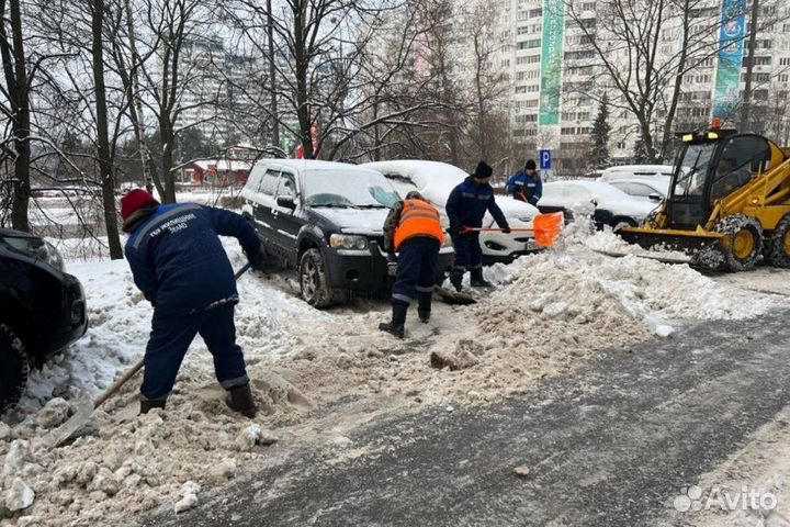 Уборка снега/Чиска сеега