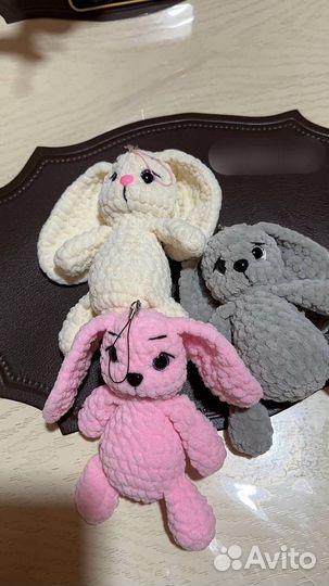 Плюшевые зайки (брелок )