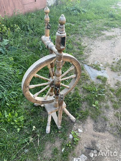 Прялка деревянная старинная
