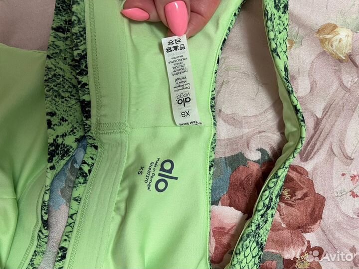 Топ женский спортивный alo